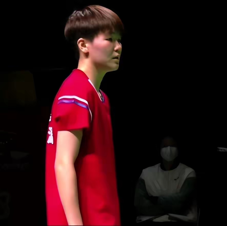 日本羽毛球队力克中国羽毛球队，辛杜高光表现的简单介绍