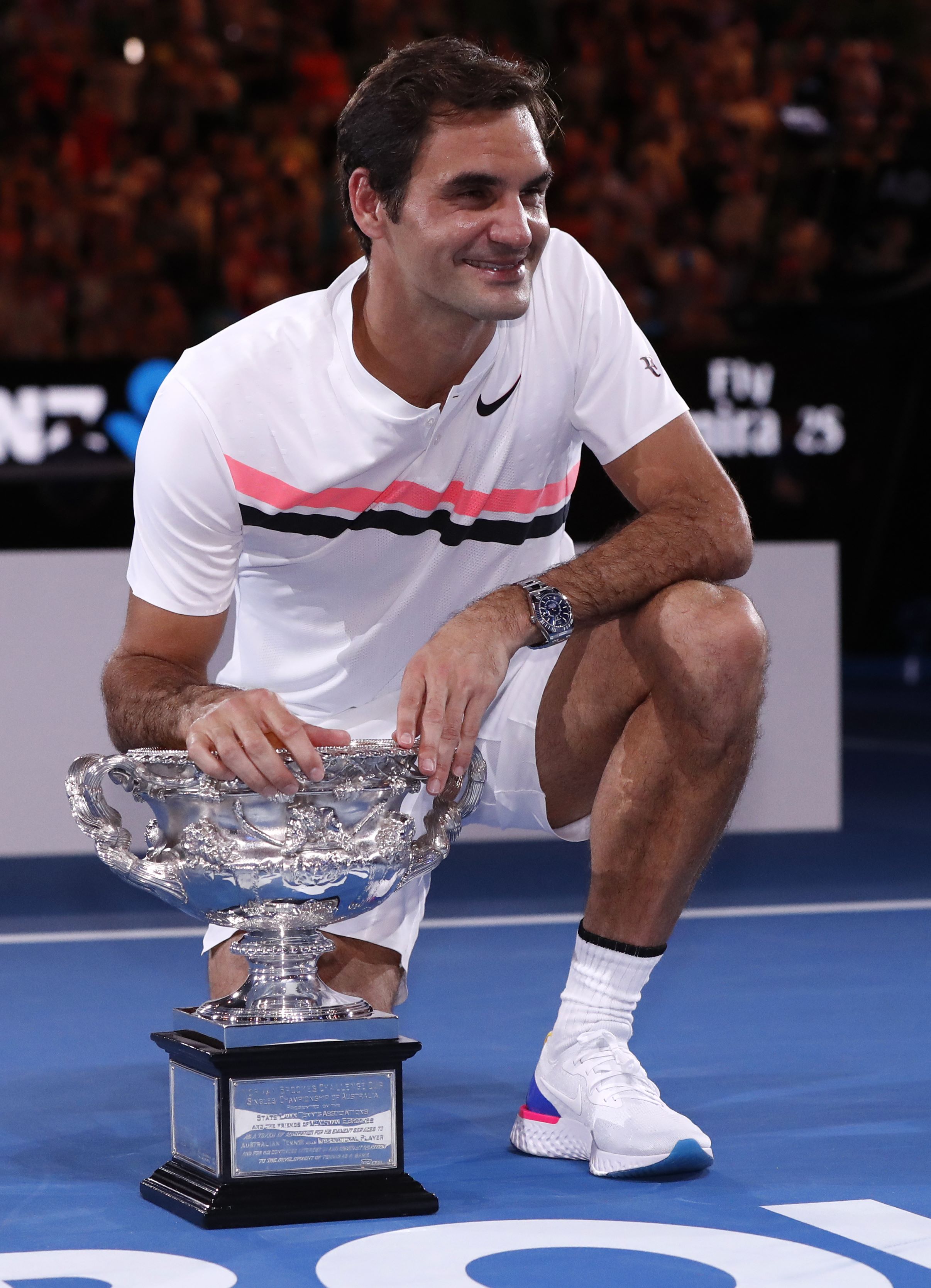 西班牙网球队强势意大利网球队，费德勒惊艳世界的简单介绍