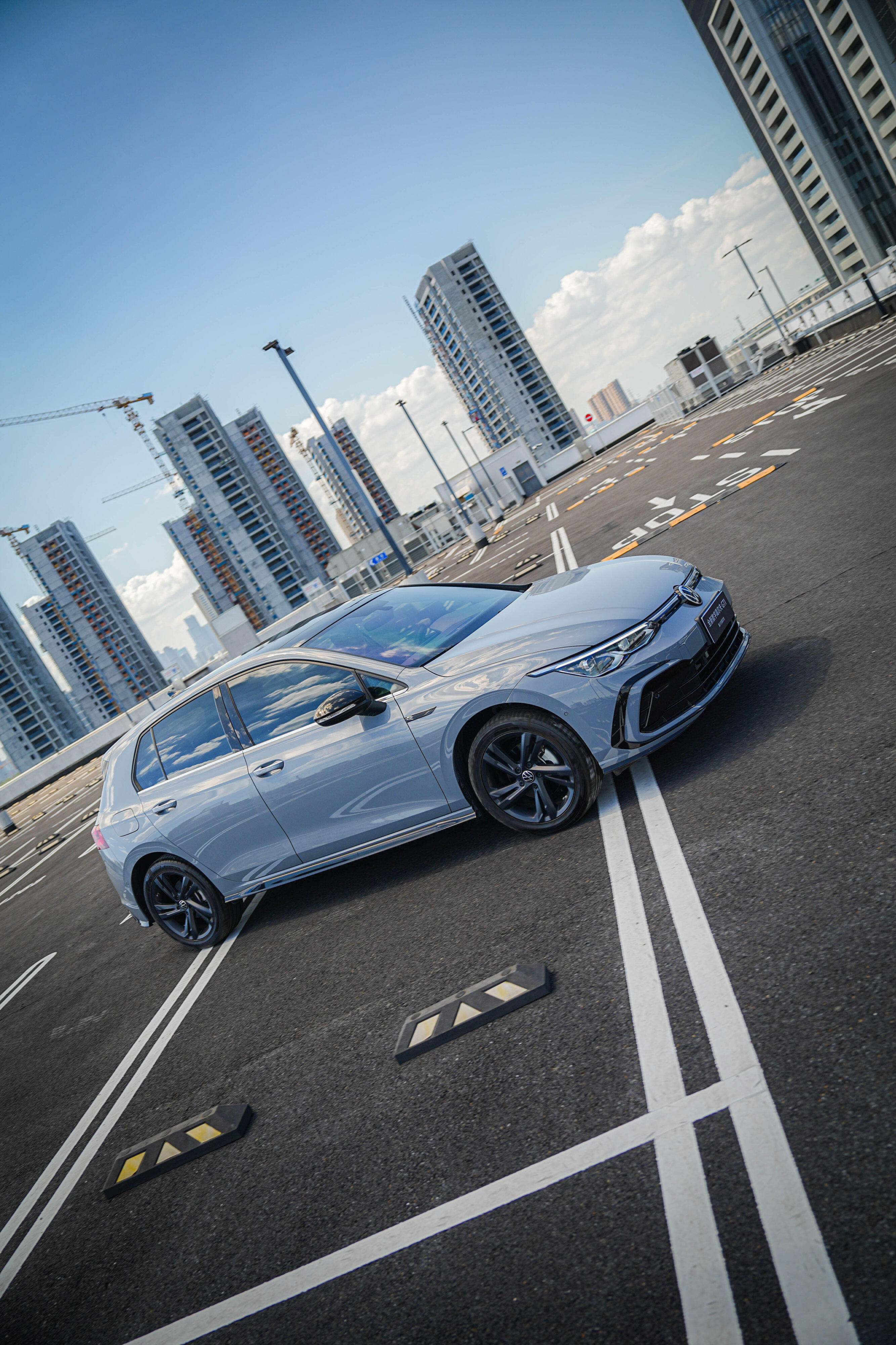 开云下载-高尔夫热度飙升，网友热议不断的简单介绍