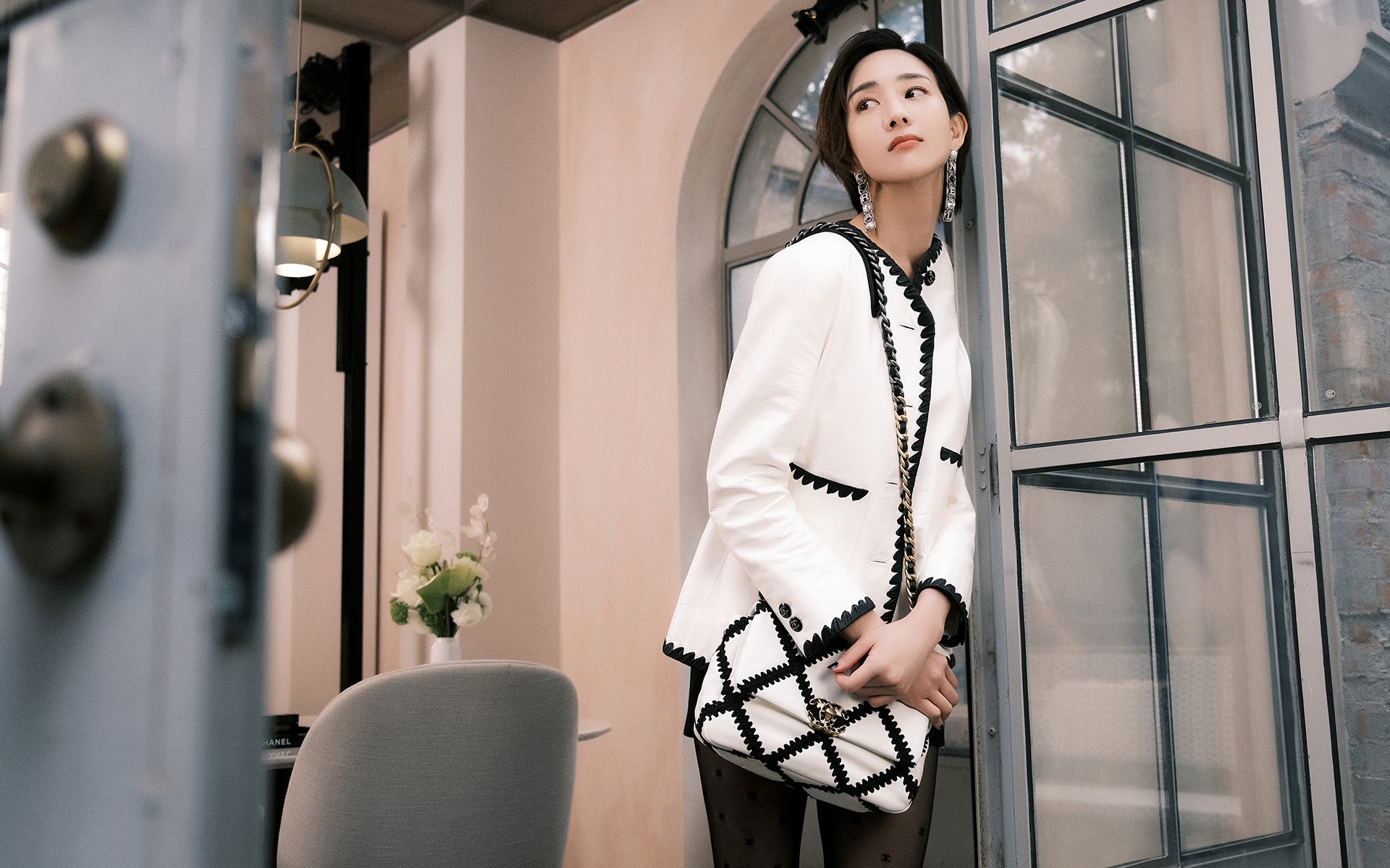 救赎时刻，霍勒迪爆发，活塞最后时刻险胜骑士