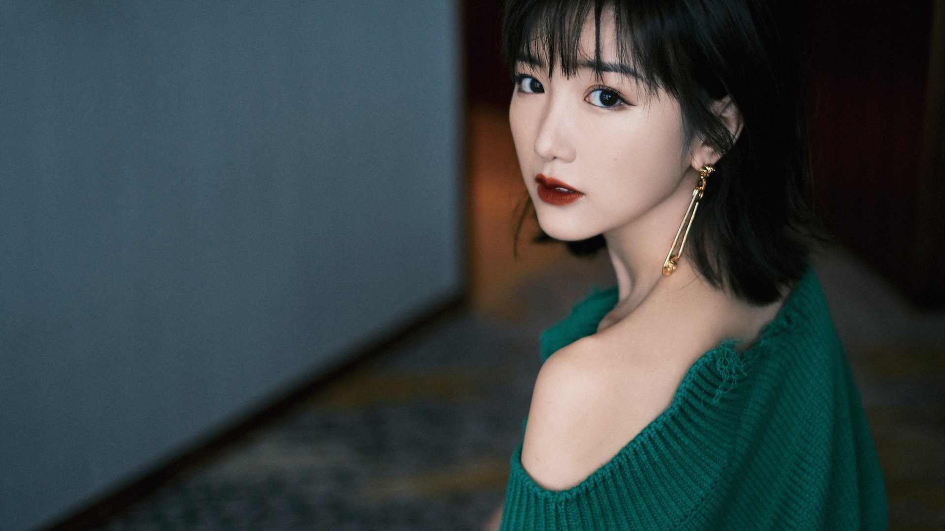 贝恩跨洋展巨星锋芒，广东队稳扎稳打轻取尼克斯