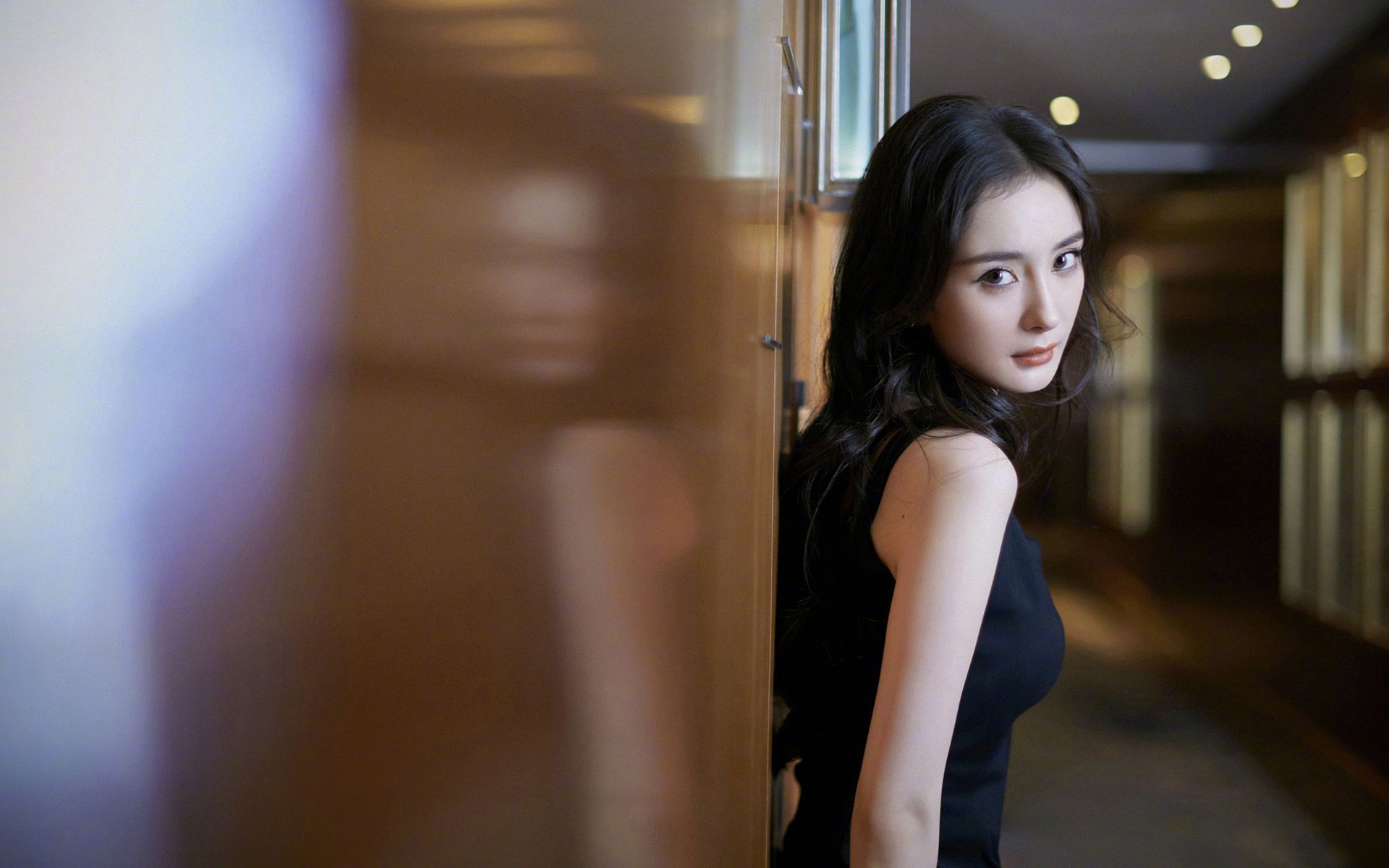 开云平台-死亡之组惊现冷门，伊朗铁骑踏翻突尼斯，苏亚雷斯天神下凡闪耀G组